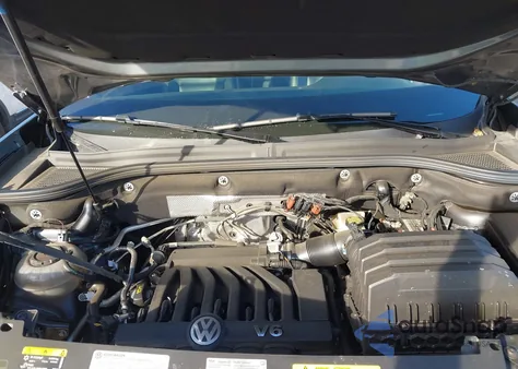 2022 Volkswagen Atlas 3.6L V6 Se W/Technology from USA, damaged, VIN 1V2WR2CA2NC525064